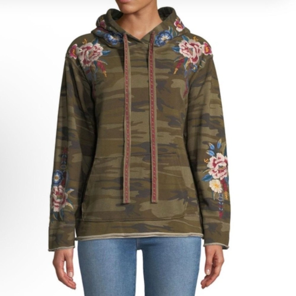 JOHNNY WAS DARIELLE EMBROIDERED HOODIE SWEATSHIRT IN MOLLY CAMO